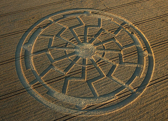 crop circle at Bowerchalke | August 08 2015