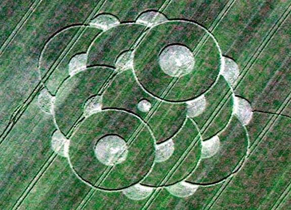 crop circle at Burwell |  June 18 2005