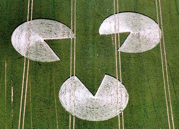 crop circle at Rockley Down |  June 23 2005