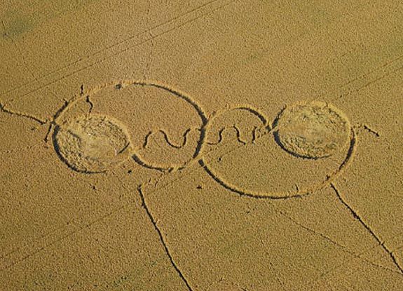 crop circle at Waterloo | June 17 2006