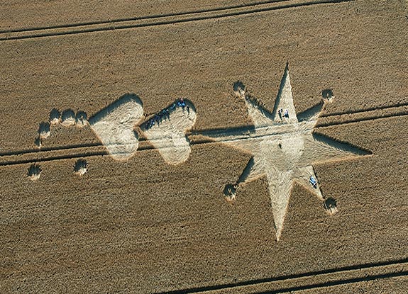 crop circle at Milk Hill |  July 22 2006