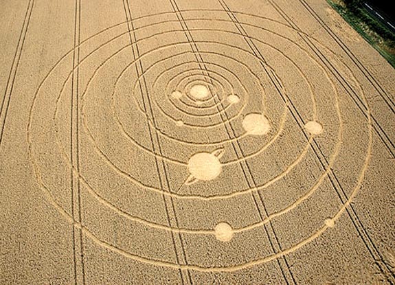 crop circle at Kemble |  August 13 2006