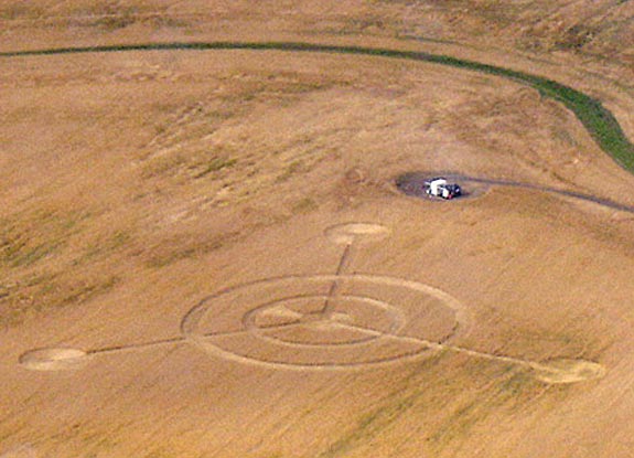 crop circle at Provost |  August 28 2006