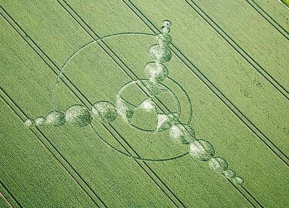 crop circle at Alton Barnes | June 03 2007