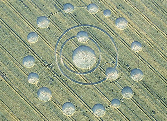 crop circle at Krapje | June 13 2007