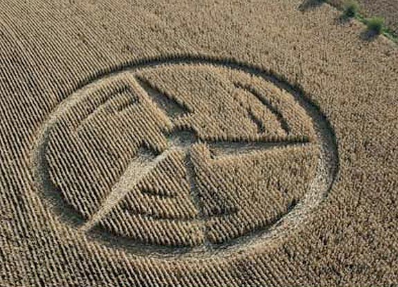 crop circle at Iowa | October 03 2007