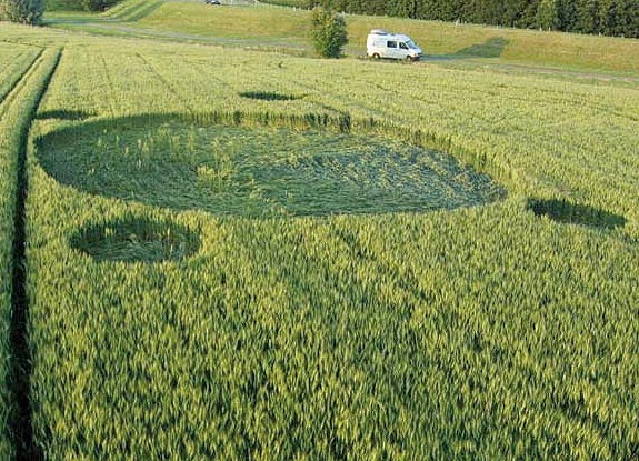 crop circle at Standdaarbuiten | June 29 2008