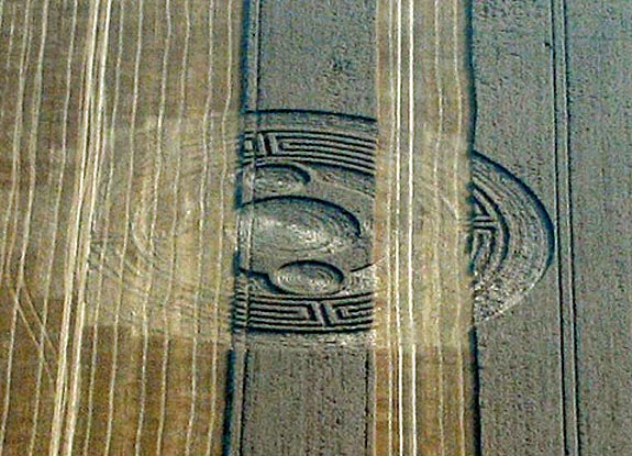 crop circle at Yatesbury | September 21 2008