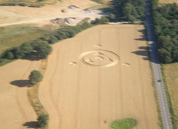 crop circle at Le Vigen | July 24 2010
