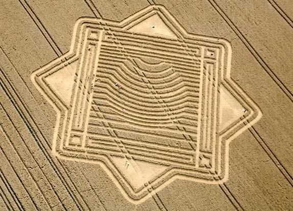 crop circle at Whitefield Hill | August 03 2010