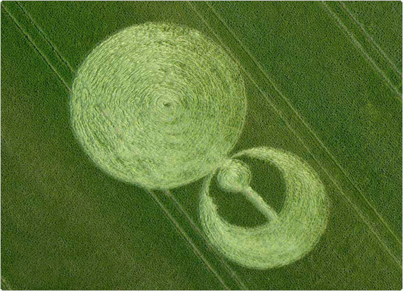 crop circle at Stonehenge | June 20 2011