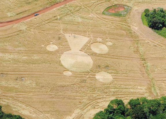 crop circle at Ipuacu | November 06 2011