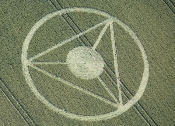 crop circle at All Cannings | July 15 2013