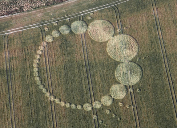 crop circle at Giant's Grave | July 22 2013