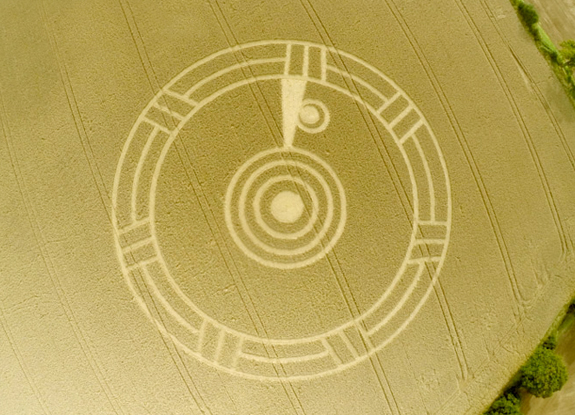 crop circle at Stroud Green | August 29 2014