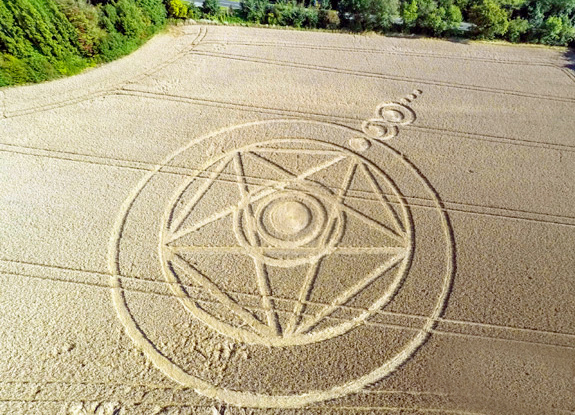 crop circle at Stroud Green | August 31 2014