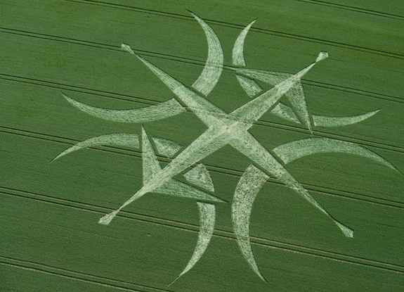 crop circle at Stonehenge | June 24 2015