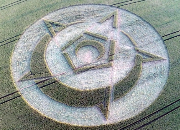 crop circle at Rollright Stones | July 15 2015