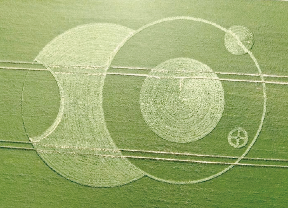 crop circle in Wotten Rivers | June 8 2021