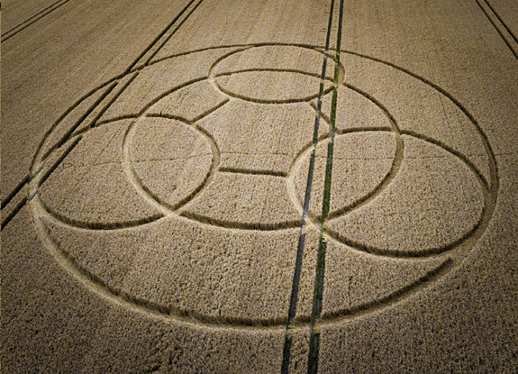 crop circle at Wayland's Smithy | august 4 2023